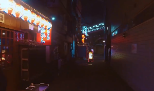 黑夜中商铺街景走路视角视频素材